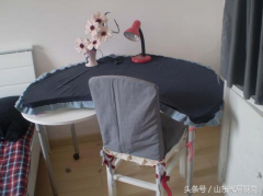 把影视墙设想成样